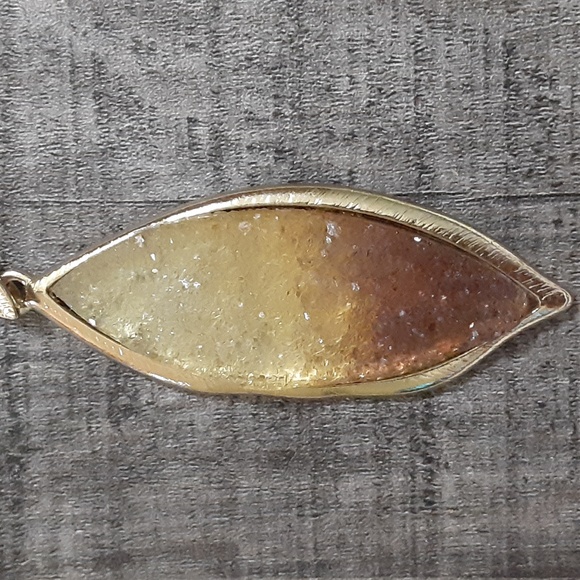 Long Necklace - Picture 2 of 4